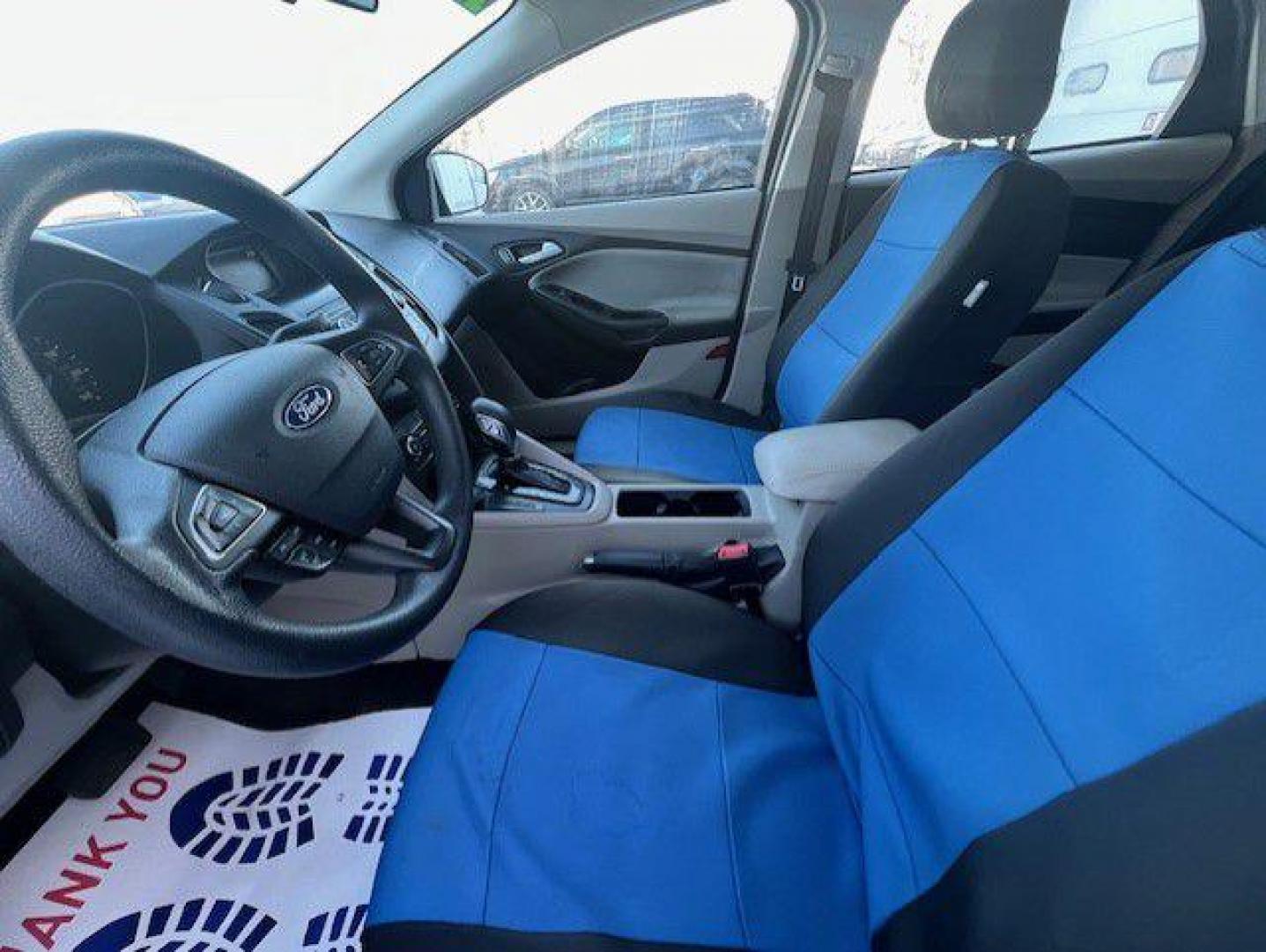 2018 BLUE FORD FOCUS SE (1FADP3F25JL) with an 2.0L engine, Automatic transmission, located at 1100 W. Sheridan Ave., Shenandoah, 51601, (712) 246-1600, 40.765678, -95.388817 - Photo#3