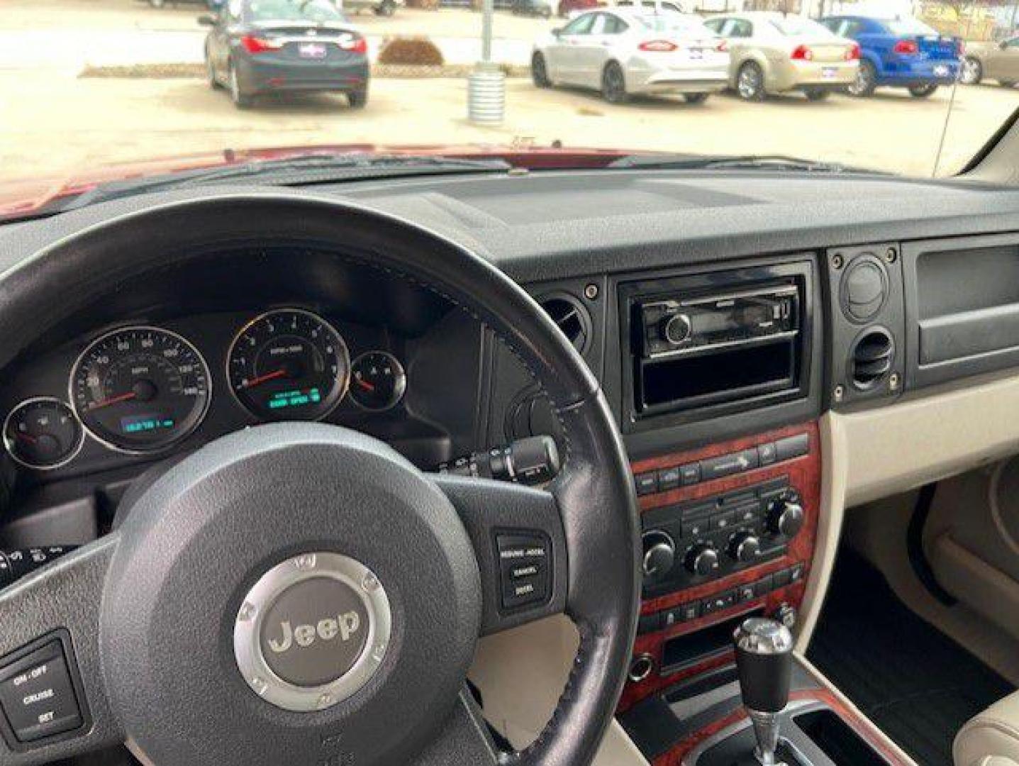 2006 MAROON JEEP COMMANDER LIMITED (1J8HG58286C) with an 5.7L engine, Automatic transmission, located at 1100 W. Sheridan Ave., Shenandoah, 51601, (712) 246-1600, 40.765678, -95.388817 - Photo#3