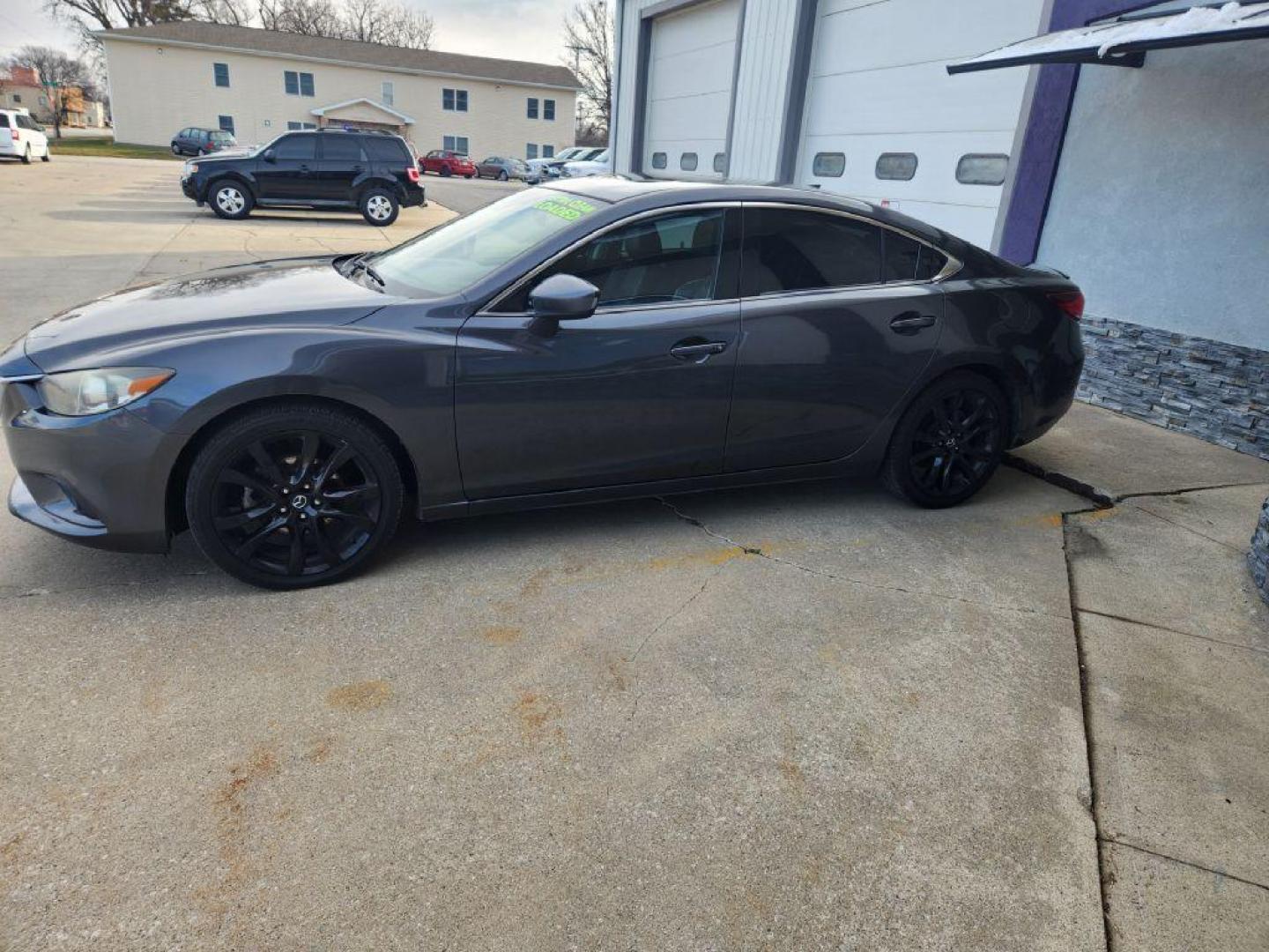 2015 GRAY MAZDA 6 GRAND TOURING (JM1GJ1W68F1) with an 2.5L engine, Automatic transmission, located at 1100 W. Sheridan Ave., Shenandoah, 51601, (712) 246-1600, 40.765678, -95.388817 - Photo#2