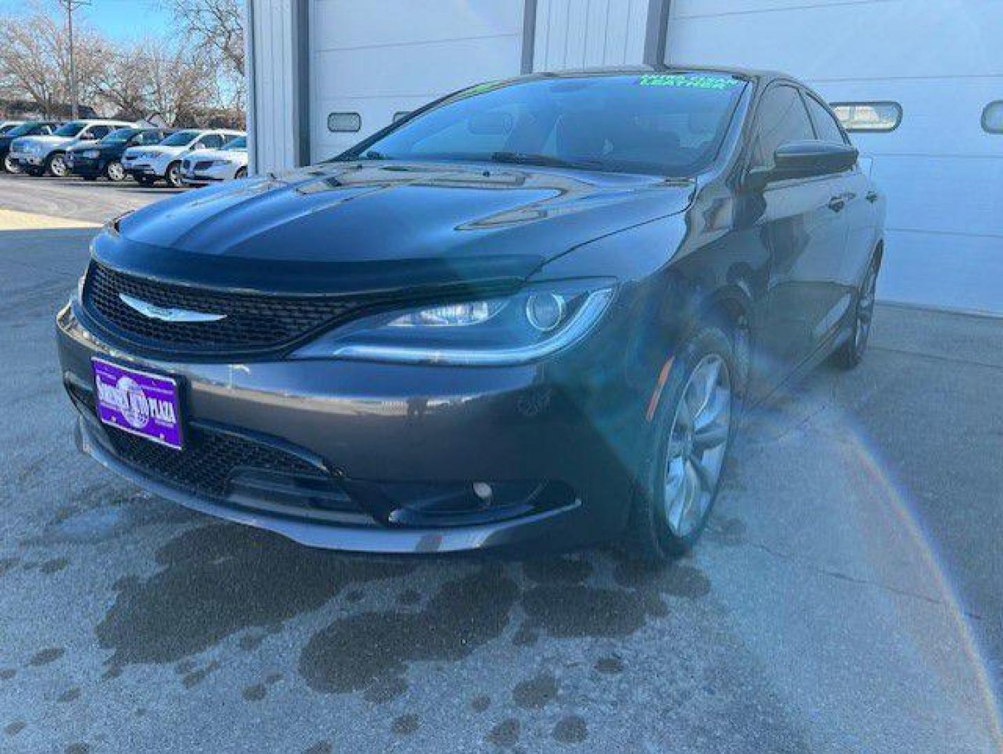 2016 GRAY CHRYSLER 200 S (1C3CCCBB1GN) with an 2.4L engine, Automatic transmission, located at 1100 W. Sheridan Ave., Shenandoah, 51601, (712) 246-1600, 40.765678, -95.388817 - Photo#0